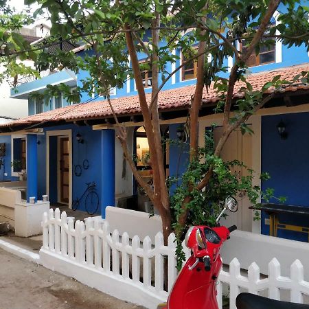 Hostel The White Balcao Panaji Zewnętrze zdjęcie