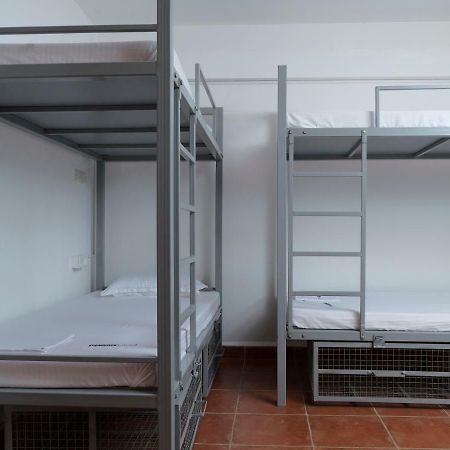 Hostel The White Balcao Panaji Zewnętrze zdjęcie