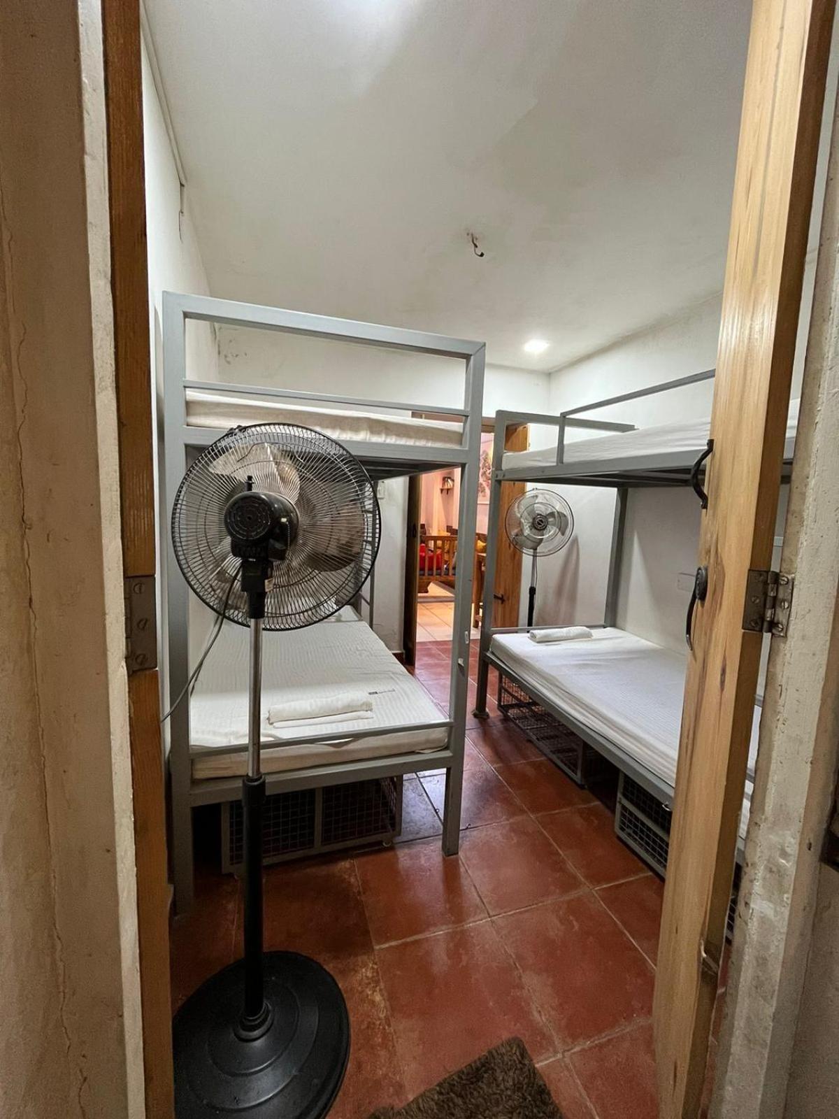 Hostel The White Balcao Panaji Zewnętrze zdjęcie