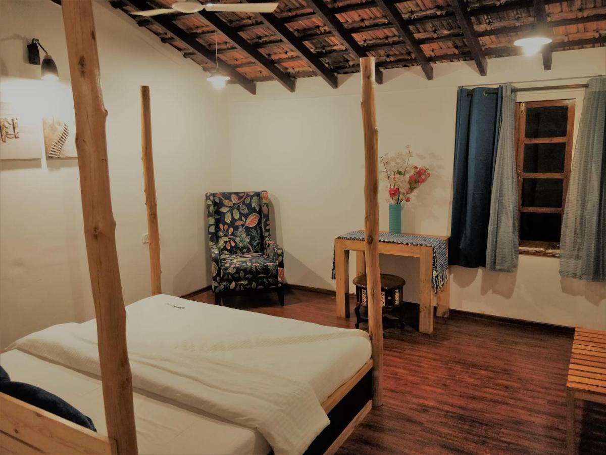 Hostel The White Balcao Panaji Zewnętrze zdjęcie