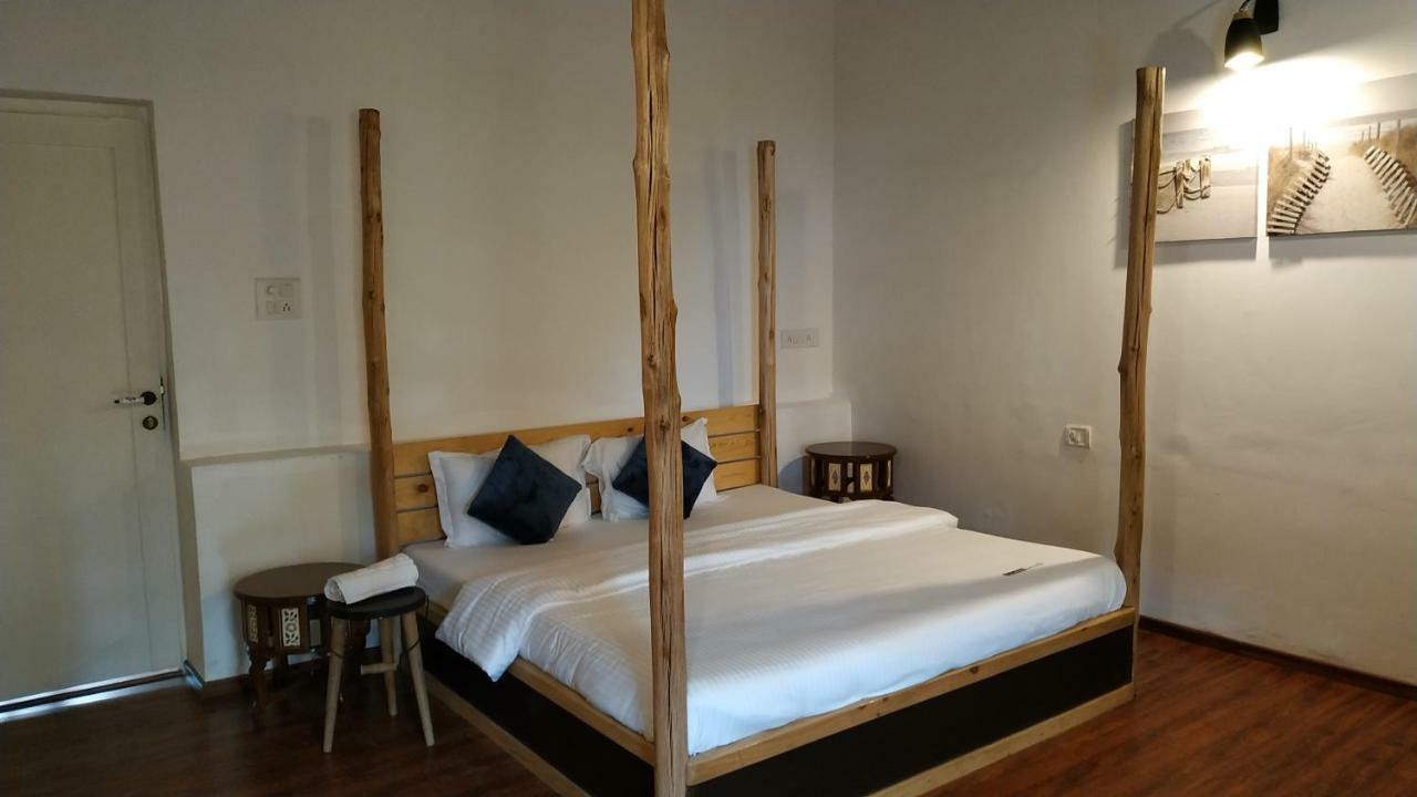 Hostel The White Balcao Panaji Zewnętrze zdjęcie